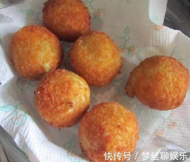 鸡蛋黄|夏天再贵也给孩子吃,咬一口全是钙,常吃长高个,身体更棒