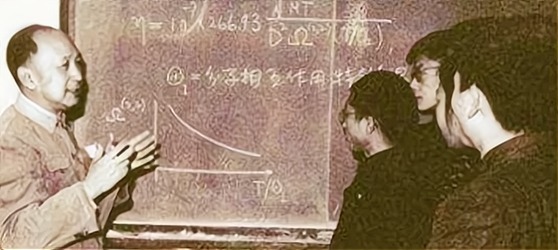 严谨!钱学森96分试卷上写出“印刷体”,老师珍藏至今,难怪人家是学霸