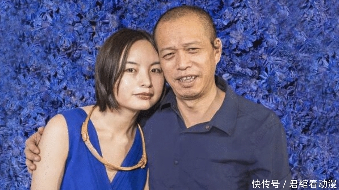 他被称“艺术疯子”,拿自己身上的肋骨做项链,让所爱的女人戴上