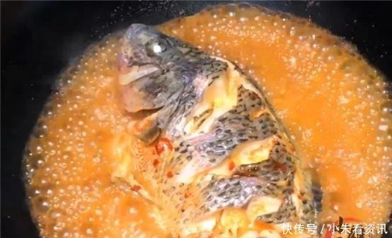 炖鱼时，千万别放这一味香料，不少人做错，怪不得鱼腥味重不鲜美