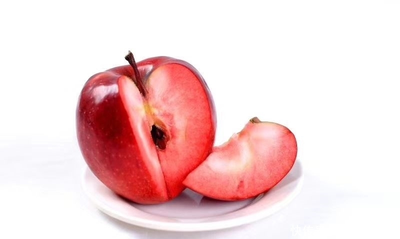 老太|女性不想老太快,常吃此果,雀斑没了,大肚子平了,越来越年轻