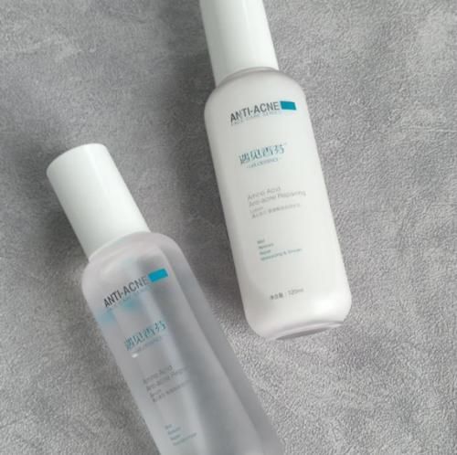 这些特别火的水乳不值得种草，难用到哭泣，姐妹们来避避雷吧