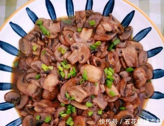 鲜香美味的酱烧口蘑,鲜甜滑口色泽红亮,简单易做吃一口就忘不了!