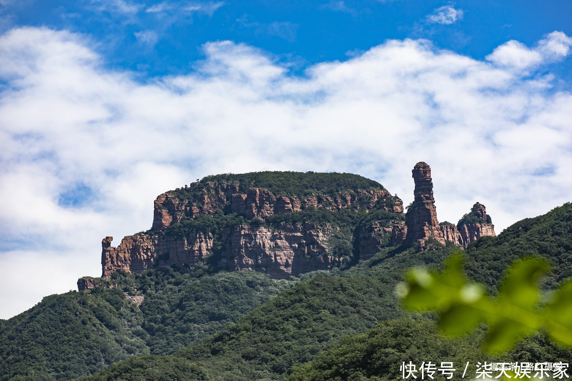 回音壁|河北有处避暑胜地“纸糊套”，绝壁深林别有洞天，还藏着世界之最