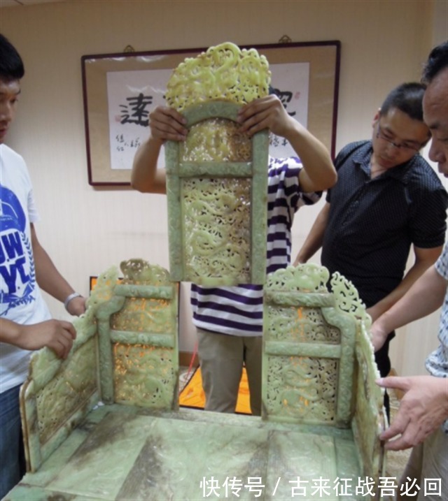 玉器$男子花50万造赝品,拍出2.2亿高价,专家:亏了,不少于10亿