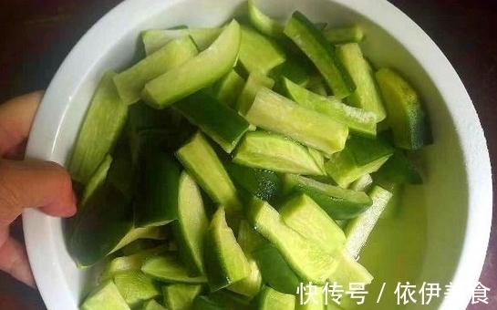 开胃|秋天的萝卜最鲜嫩,教你一招腌着吃,开胃又下饭,便宜又营养