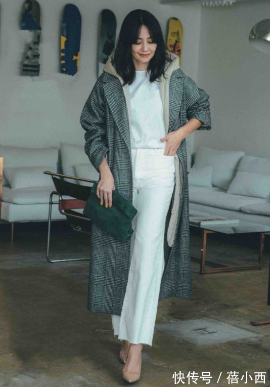 宽松|被日杂博主圈粉,今年冬天裤子流行“穿宽不穿紧”,腿粗的有救了