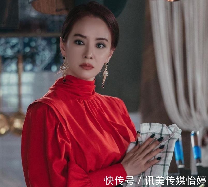 韓粉|宋智孝變身美魔女,上演華麗時(shí)裝秀,引韓粉狂吹彩虹屁