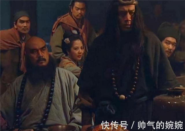 林冲!梁山有个隐藏实力的好汉,排名高过武松,上梁山后仅用了一次绝技