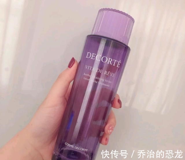 原生液|堪称“油皮亲妈”的5款大牌爽肤水,黛珂紫苏水、SK2神仙水等上榜!