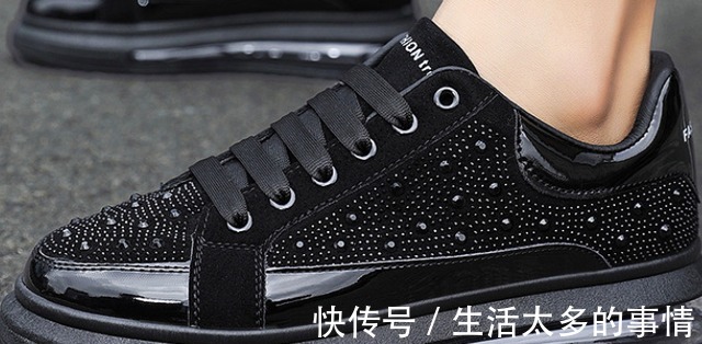 西部牛仔 牛仔裤能不能配黑皮鞋！