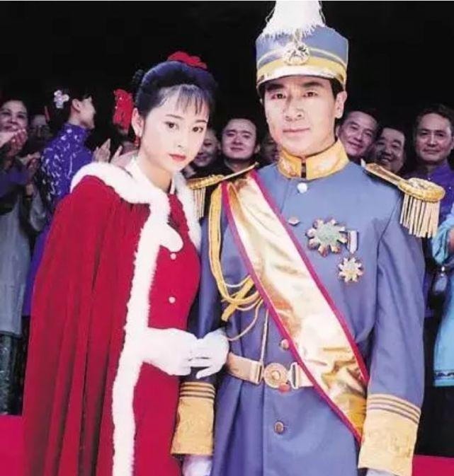 抢亲|情深深雨濛濛同是被陆振华抢亲,为何文佩专情,雪姨却与人有情