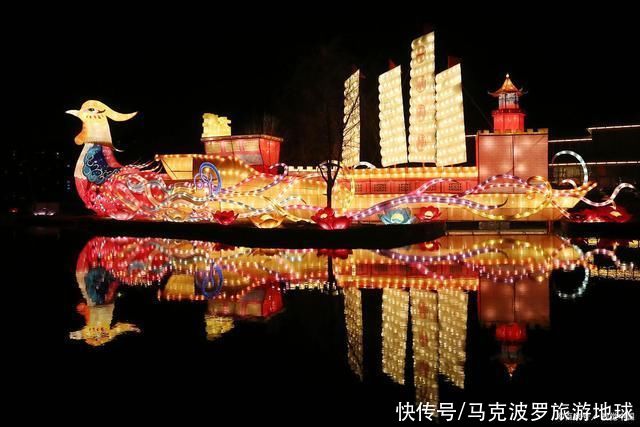 山西新走红一处古镇，虽为仿古建造，景色却丝毫不输周庄