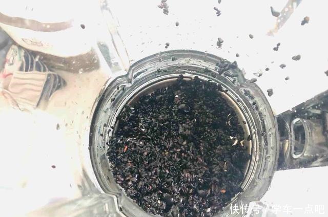 它是补血的食物,吃1次它,相当于吃一斤半红枣,2块煮一大碗!