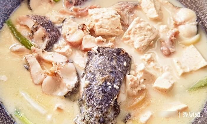 厨娘|冬季遇到此鱼，我从不手软，肉厚刺少营养高，炖豆腐吃鲜美又滋补