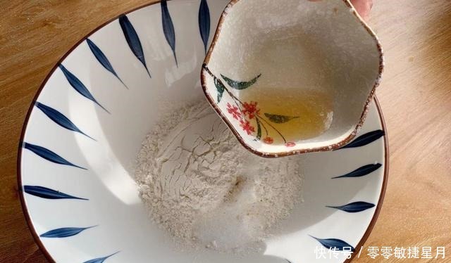 学会这道“万能脆皮炸糊”配方,不管炸什么都脆,放凉还不回软