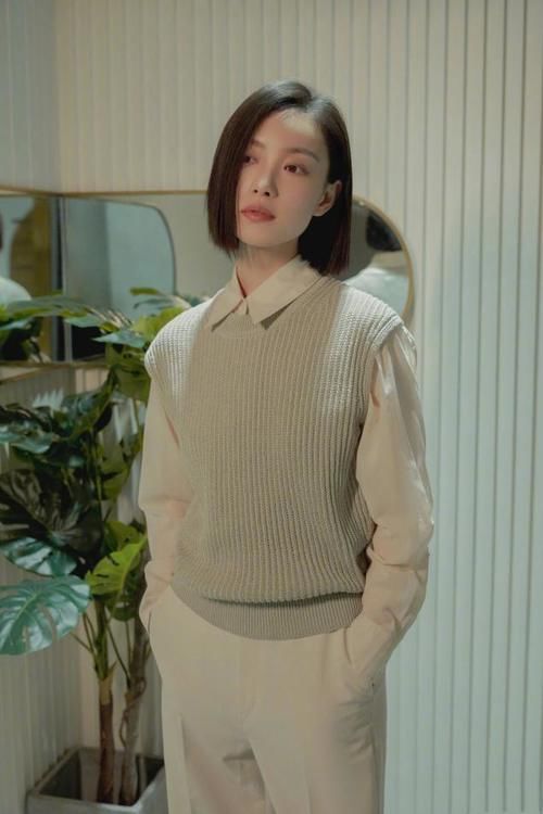 直发和卷发哪个更适合你？关键看这3点，就能轻松提升气质和颜值