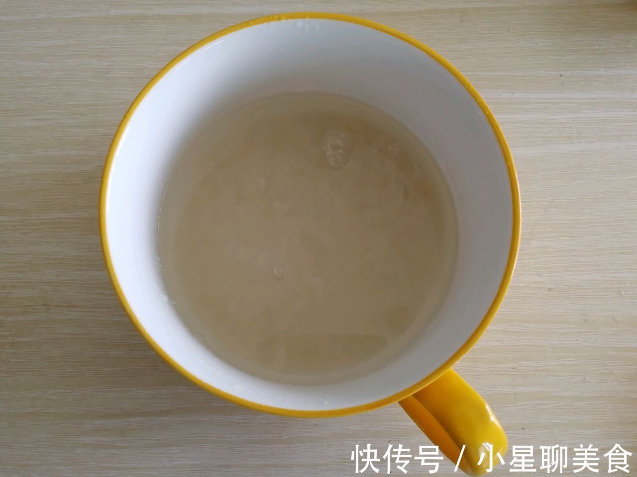 肉香|米饭和肉搭配做成小丸子，一口一个，香气四溢