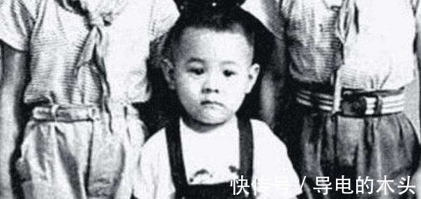 黄飞鸿系列|他8岁练武9名震武林，16岁拍电影红遍华夏，被人称为功夫皇帝！