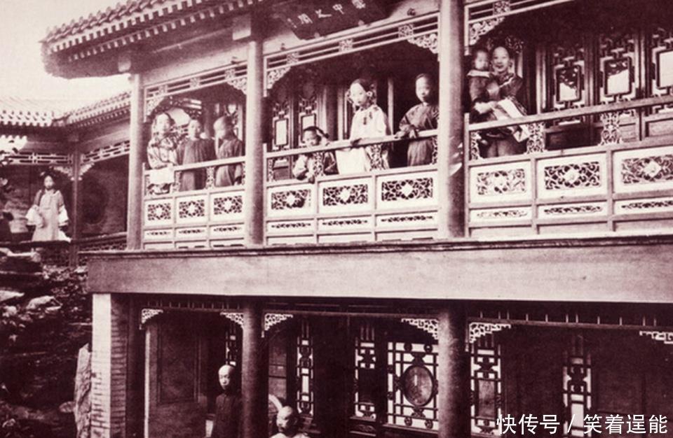 晚清|一组晚清权贵阶层老照片，国家山河破碎，他们却还在讲究排场！