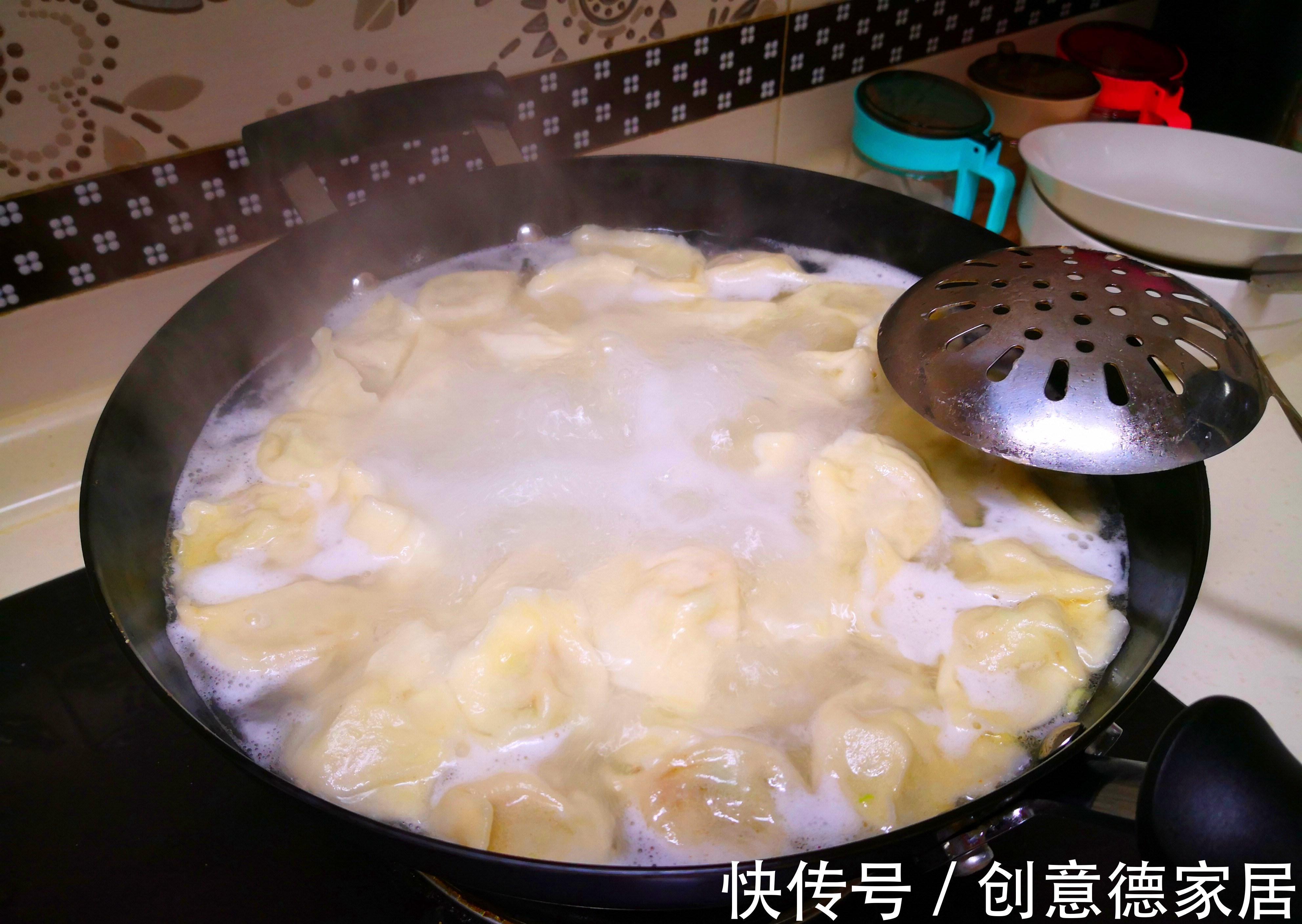 10月此菜正当季，才5毛一斤，健脾养胃营养高，包饺子比韭菜都鲜