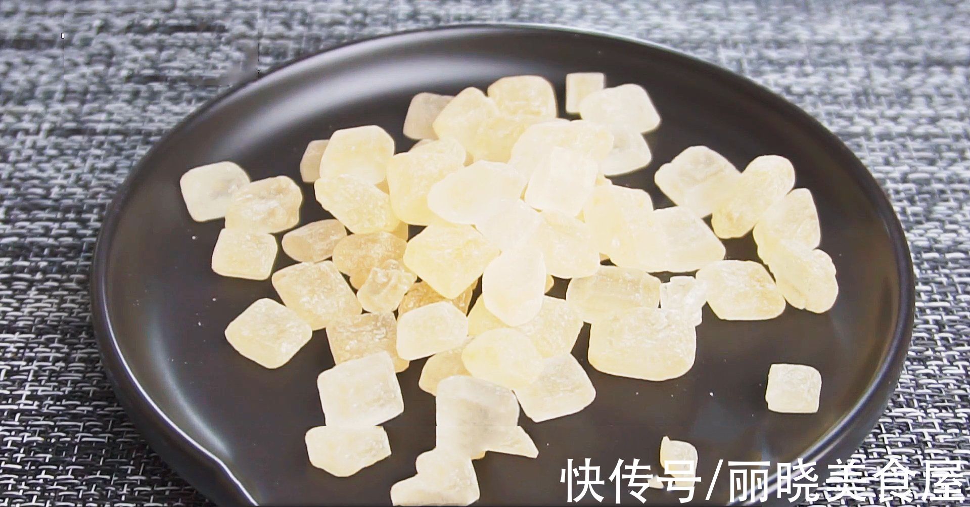 区别|终于知道,白冰糖和黄冰糖的区别竟这么大,了解清楚,别再买错了