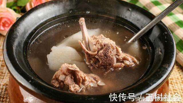 深海鱼|藏在身边的“补钙高手”,并非骨头汤,而是这4物,希望你爱吃