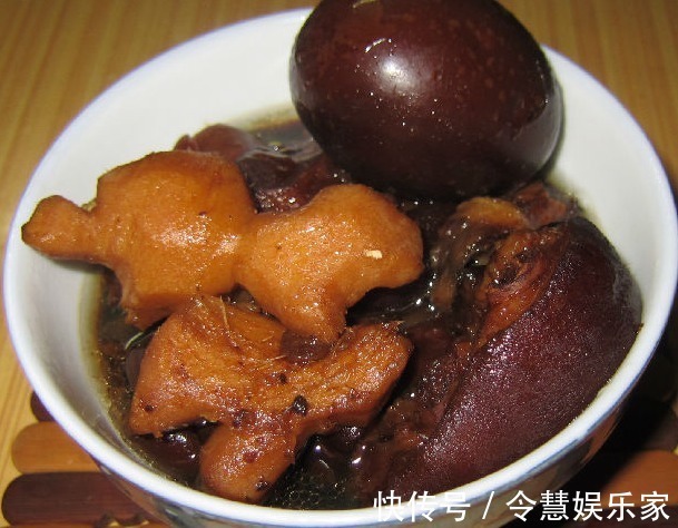 哺乳期|哺乳期间,这些食物建议宝妈经常食用,能修复子宫,还能帮助催奶