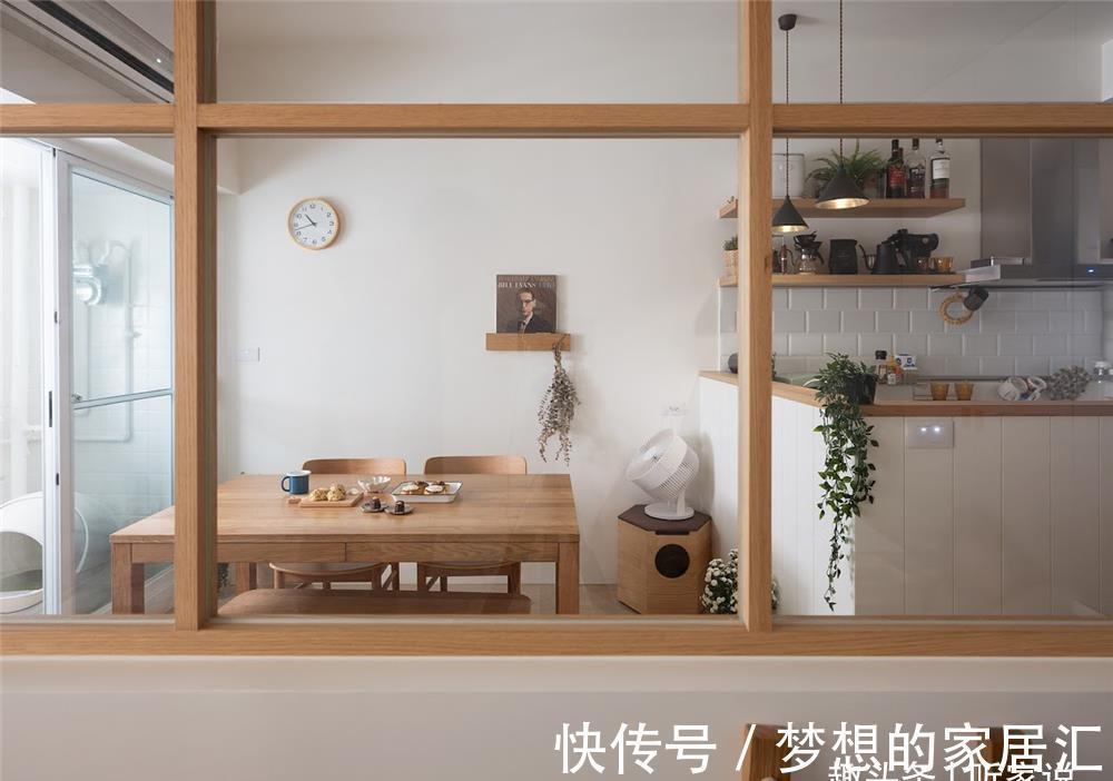 梳妆台|90后夫妻的1室1厅婚房:41㎡住下2个人3只猫,入住半年生活太惬意