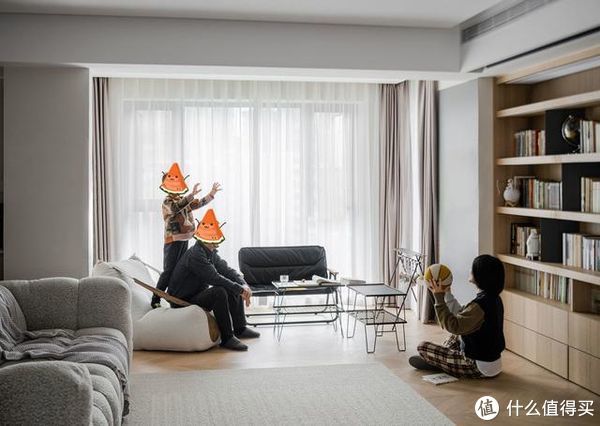 衣柜|成都夫妇155㎡的家,仅凭一个客厅就圈粉无数,不要电视墙太香了