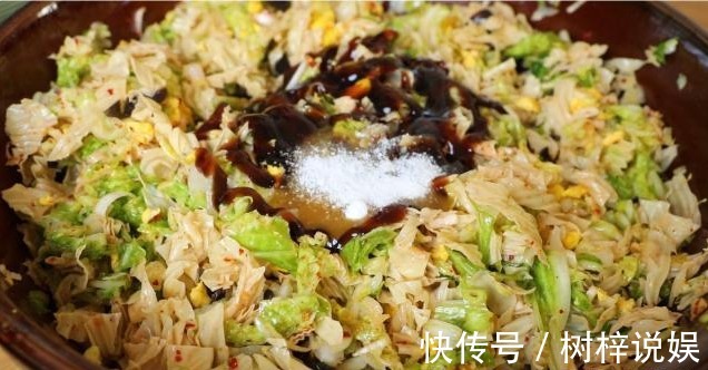 包子|11岁就开始蒸包子的我，从发面到调馅，详细讲解做法，一次就会！