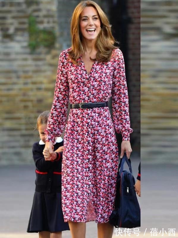 穿搭|西装不一定要配牛仔裤，get凯特王妃搭配半身裙，优雅且有气质