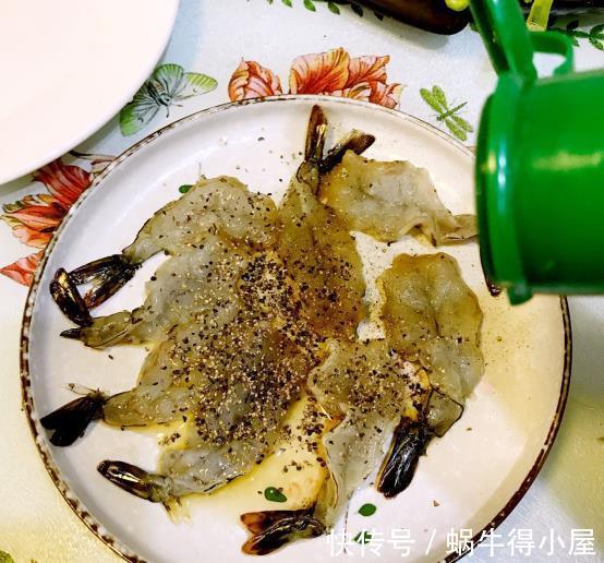 营养|一道营养满满的早餐,食材丰富,精致解馋