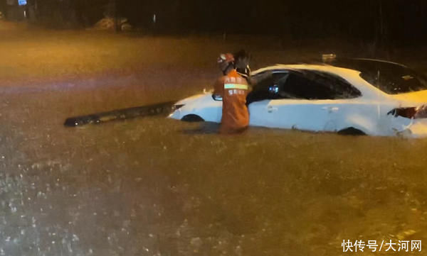 积水|强降雨袭击4地市，河南消防救出158名被困群众