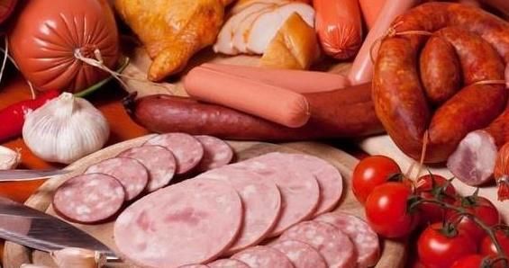 胃部有疾长寿难，生活中尽量少吃6类食物，尤其前2个，养胃保健康