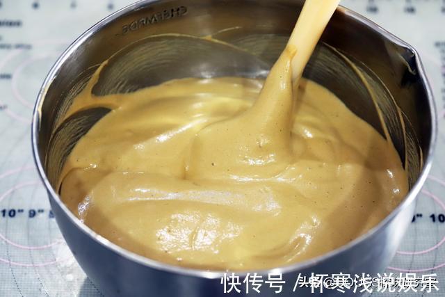 蛋黄|入冬必备的甜点！焦糖饼干咖啡奶油蛋糕，爱上这香浓的美味