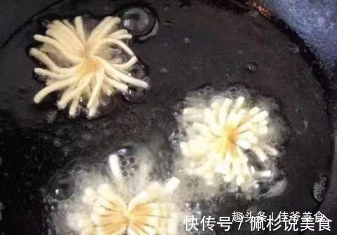 一碗面粉2个鸡蛋,做孩子爱吃的小零食,香甜酥脆,做法简单