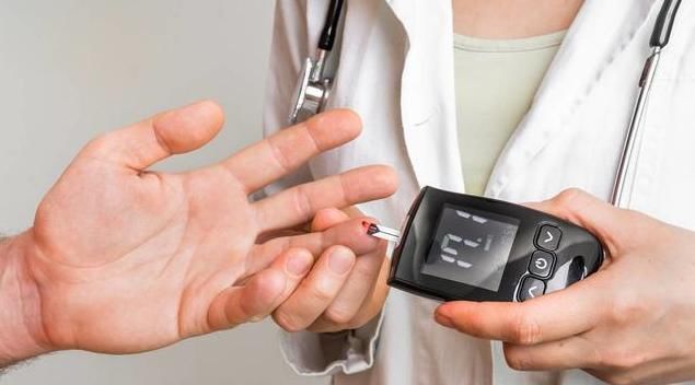 高血脂|肾友控高血压,只限盐不够!教你2点方法,降压降蛋白更护肾