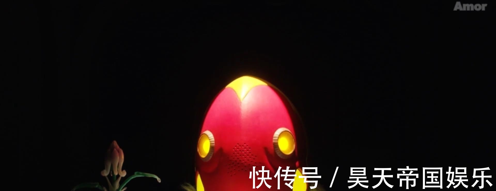 特利迦奥特曼|特利迦奥特曼:精英胜利队的梅特龙星人很可疑,他在看伏井的书