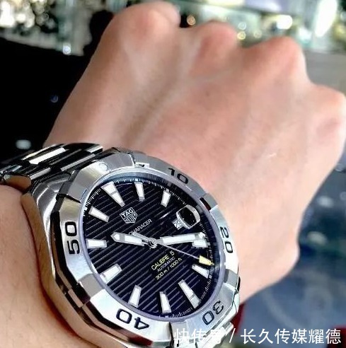 劳力士|月入1-10万的腕表差距，他们都会佩戴什么手表？