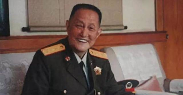 儿子|中国唯一“六星上将”，如今妻子101岁，儿子一个省长一个少将