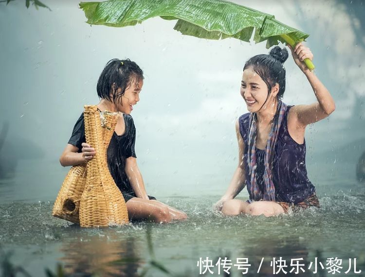 父母|8岁男孩坚持晨读400天,“好孩子”的背后,都藏有以身作则的父母