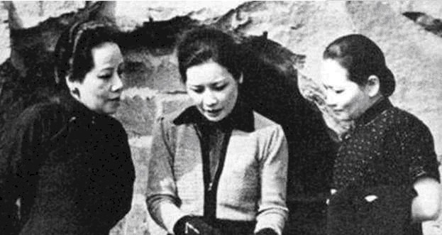 宋美龄|宋美龄至死不见宋庆龄，两人遗嘱却一模一样，“内容”令人心酸！