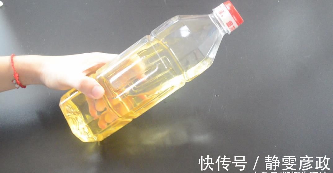 塑料瓶|瓶盖上面戳一个洞, 没想到还有这个作用, 看完你会感谢我的