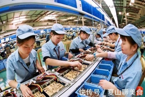 离职|准妈妈的纠结:怀孕后要不要辞职?从事这四类工作的孕妈考虑离职