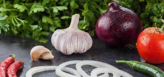 癌细胞|洋葱这样吃，赶走癌细胞，还能抗衰老！