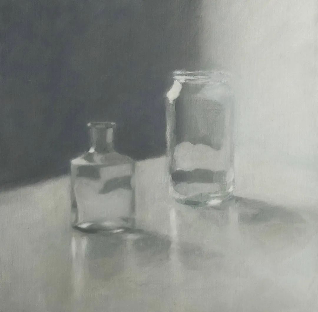 孤独感#柔和的光影和质感,她的静物画散发着一种孤独感!