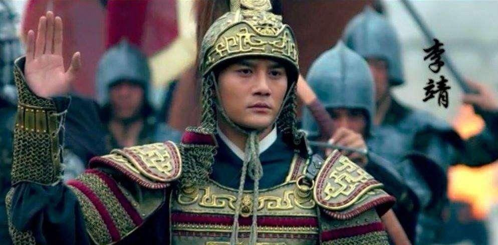 徐茂公|李世民给徐茂公披上龙袍,众臣羡慕,徐茂公却大惊:要想法保命了