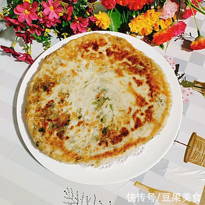 萝卜丝馅儿饼比卖的还好吃，简单易做味道棒