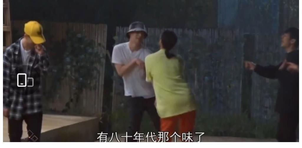 八卦|那英八卦张艺兴杨紫恋情,黄老师一心撮合二人,张艺兴努力追杨紫